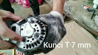 Ganti Carbon Brush kol boster Alternator Dinamo Ampere Xenia 1000 non vvti th 2004 [upl. by Enilraep]