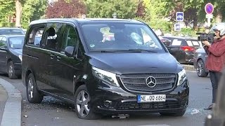 Grève taxi VTC vandalisé et échauffourées porte Maillot [upl. by Hattie]