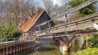 Historische Wassermühle 1737 mit Kraftübertragung  Gradierwerk BAD KÖSEN  Technisches Denkmal [upl. by Nuawed]