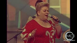 Paquita la del Barrio interpretaba 🎵 “Las Rodilleras” 🎵en Fiesta Broadway 2006 [upl. by Small331]