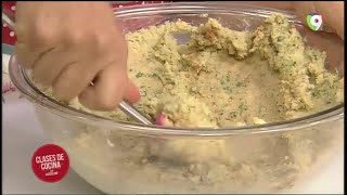 Como preparar un Falafel Horneado con salsa Tahini en Clases de Cocina por Color Visión Canal 9 24 [upl. by Aierbma]