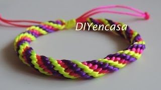 Como hacer una pulsera Kumihimo en tres colores bracelet kumihimo [upl. by Janeva]