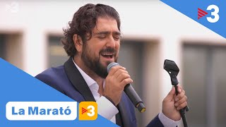 Antonio Orozco interpreta quotEntre sobras y sobras me faltasquot  La Marató de TV3 [upl. by Stargell567]