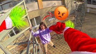 The Grinch is the thief of Christmas Part 2 Escaping Santa Claus and Girl Christmas Parkour Pov ​⁠ [upl. by Ondrej]