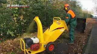 Jo Beau M300 prochipper  woodchipper [upl. by Nessaj]