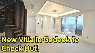 Godeok Villa  3Bedamp3Bath  Loft Floor  Modern Interior  Convenient Location [upl. by Navets]