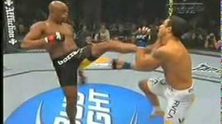 Anderson Silva detonando com Mae Geri xvid [upl. by Doolittle]