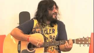 Cocktail  Pritam plays Daaru desi and gets the Screen team high [upl. by Eicats]