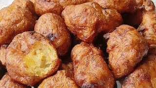 Claclo ou Beignets de Bananes plantains  Recette super facile [upl. by Nimsay554]