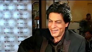 Shahrukh Khan interview Bangladesh backstage December 2010 [upl. by Lenni]