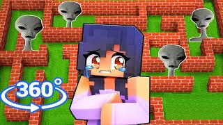 APHMAU SURVIVE In TALKING ALIEN MAZE  Minecraft 360° [upl. by Yllus984]