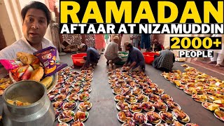 Aftaar at Nizamuddin explore Ramzan food hazrat nizamuddin 2000 people langar food delhi inida [upl. by Chrisoula315]