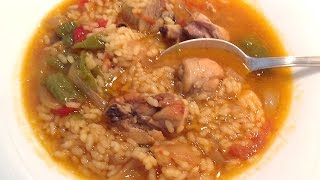 Arroz caldoso con pollo [upl. by Nemra]