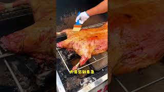 Special barbecue crispy roasted whole lamb golden color and deliciousfood foodie delicious [upl. by Attolrahc]