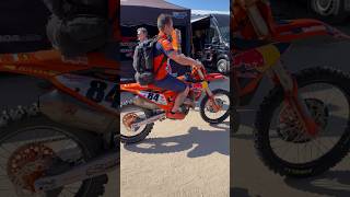 Jeffrey Herlings’ mechanic taking his second KTM 450 SXF to the pits at Lommel 2024 ktm450 mxgp [upl. by Haonam]