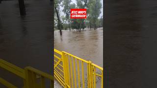 Jetzt wirds Gefährlich Extremes Hochwasser in Tschechien heavyrain hochwasser viralvideo [upl. by Atikehs]