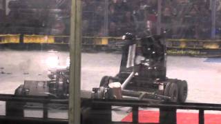 Preda Raptor vs Minifridge Robogames 2011 [upl. by Ydahs291]