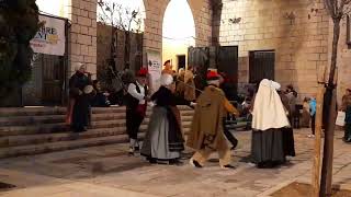 El Ball francès dansa tradicional catalana [upl. by Suivatal459]