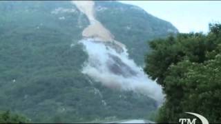 Impressive landslide near Bellinzona gigantesca frana Ticino CSF Rieti [upl. by Ojok]