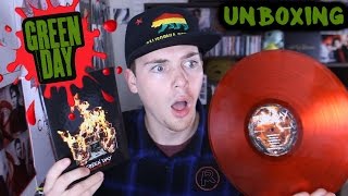 Green Day  Revolution Radio  VinylLyric Book CD UNBOXING [upl. by Nil]