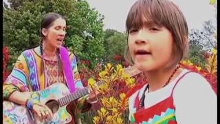 Aterciopelados  Tréboles Video Oficial [upl. by Pasadis]