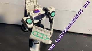 ANIMATED ELECTROMAGNETIC SOUNDWAVE Transformers Video Review [upl. by Laenaj186]