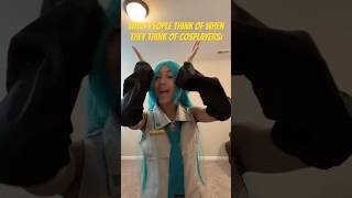 Not all cosplayers are this cringe vocaloid cosplay hatsunemiku miku ksisong lunchly [upl. by Ianthe]