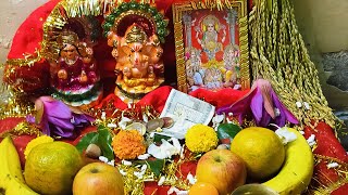 ओम जय लक्ष्मी माता 🪔🙏diwalispesal lachhmiaarti lakchhmimatapuja diwalipujasong chhathpuja [upl. by Coffeng]