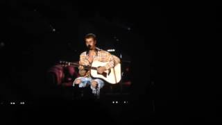 Justin Bieber  Love Yourself Acoustic 05102016  Sportpaleis Antwerp [upl. by Llerrej312]