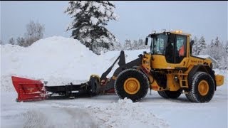 Ice Ripping with Volvo L90F and Siljum Mekan Ice Ripping Blade [upl. by Dorahs]