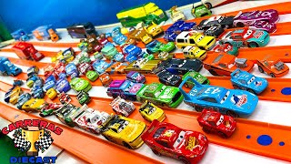 100 CARS vs MINI RACERS DIECAST CAMPEONATO [upl. by Eyatnod]