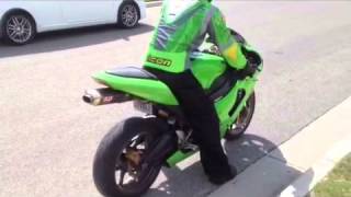 2006 Kawasaki Ninja ZX6R 636  Yoshimura Carbon Fiber SlipOn [upl. by Asiel]