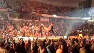 Willie Robertson Dances with Luke Bryan [upl. by Sirob]