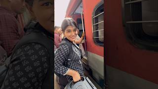 Train mein kya ho Gaya 😱 vlog 194 minivloging tranding [upl. by Llatsyrc]