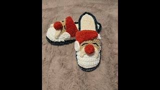 Papuci de casa crosetati Crochet slippers [upl. by Eemyaj548]