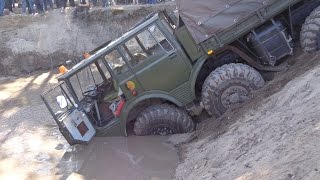 Tatra 813 im Schlamm versenkt Peckfitz 2016 [upl. by Ynaffets]