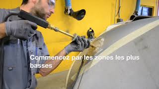 Apprendre les bases en carrosserie  Débosseler par inertie tireclou [upl. by Kurtzig708]