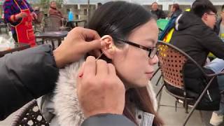 Chinese street ear picking Ear Cleaning for a lady China ASMR [upl. by Donelson8]