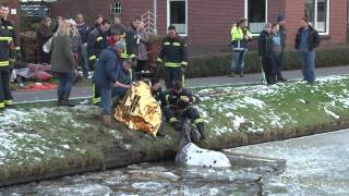 Kiel Windeweer  Paard met ruiter te water in Kiel Windeweer [upl. by Airetahs]