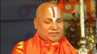 Jagadguru Rambhadracharya  Manas Stutis 03  Parasata Pada Pavana [upl. by Lenny853]