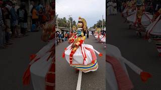 ගින්දර වගේ නටපු කතකලි perahera dance in sri lanka shorts dance kathakalidance [upl. by Petua113]