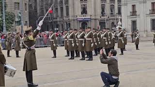 Troca da Guarda no Palácio La Moneda Chile [upl. by Abby797]