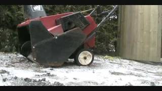 Cold start toro ccr 3650 snow blower [upl. by Taryne]