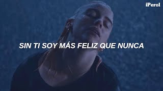 Billie Eilish  Happier Than Ever Español  video musical [upl. by Bonis]