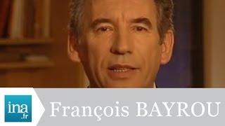 François Bayrou campagne présidentielle 2007  Archive INA [upl. by Lull674]