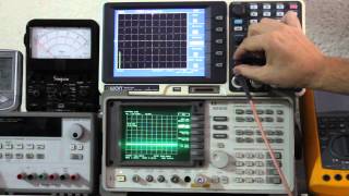 27 Osciloscopio FFT Transformada de Fourier y Analizador de Espectro distorsion Armonica [upl. by Woodall]