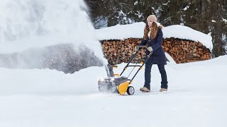 STIGA Snow Thrower ST 700e [upl. by Rezeile]