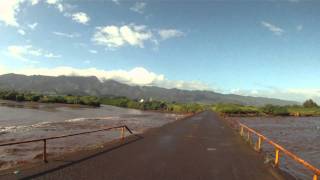 Hawaii Tsunami 31111 REAL FOOTAGE the same tsunami that hit Japan [upl. by Winnie]