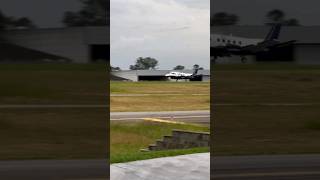 Pouso Embraer Bandeirante pelo comandante Paulo Otavio em Jundiaí SBJD [upl. by Arrimat]