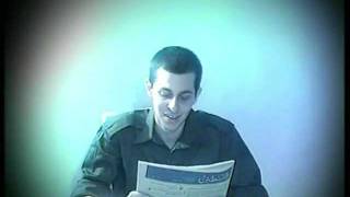 גלעד שליט חוזר הביתה  Gilad Shalit returns home [upl. by Hafirahs]